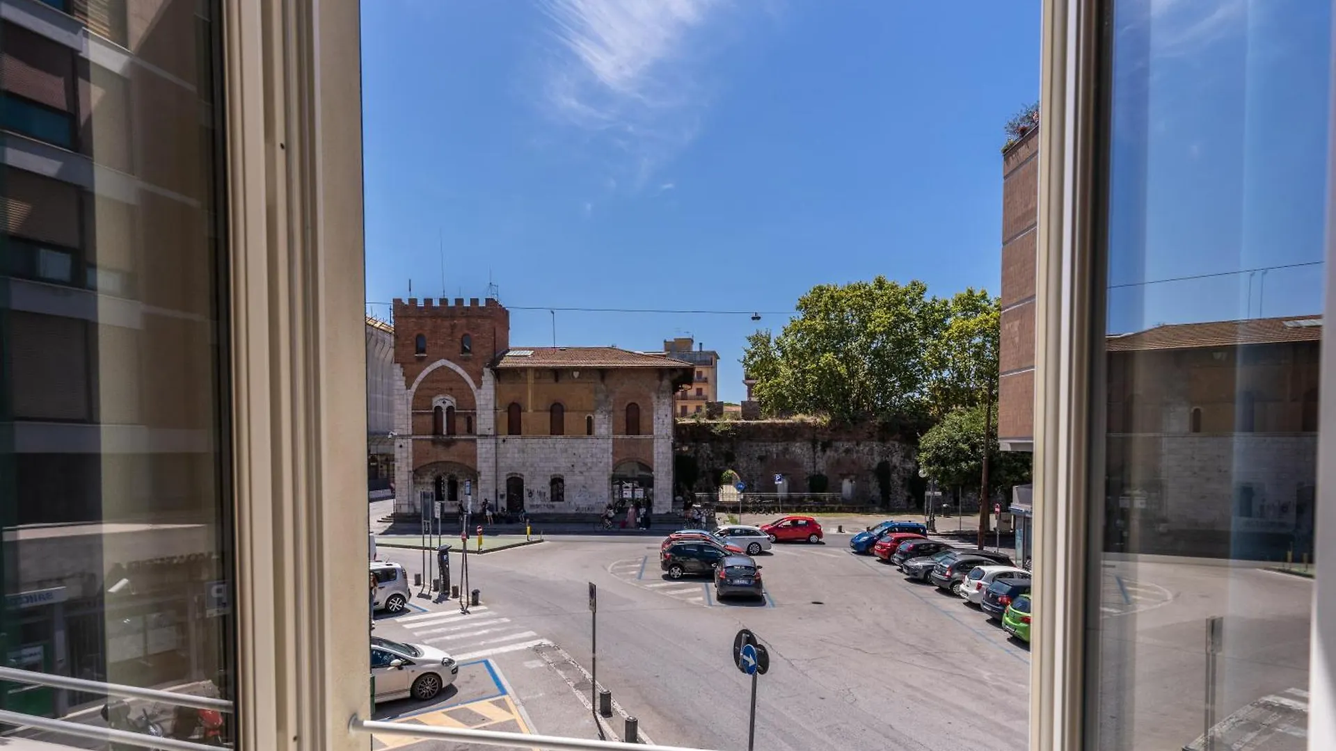 Aweshomeitaly Luxury Apartments Pisa 0*,