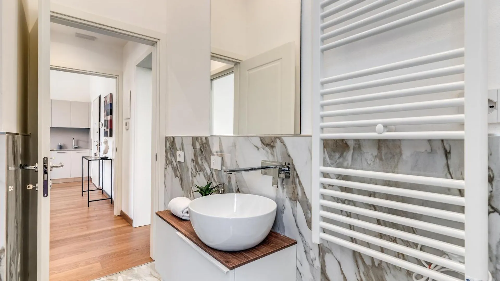 Aweshomeitaly Luxury Apartments Pisa