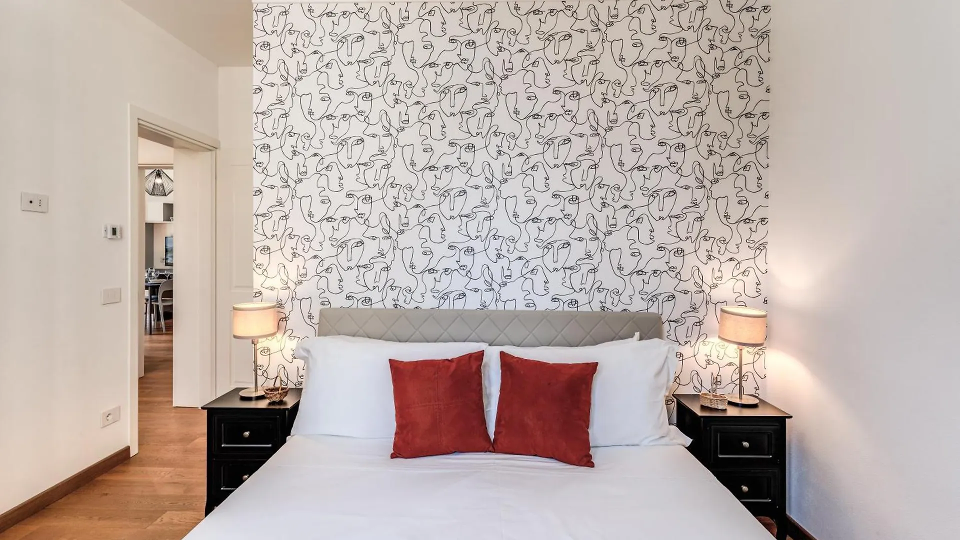 Aweshomeitaly Luxury Apartments Pisa